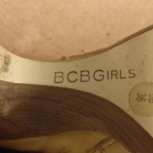 Lamb skin BCBG botts - Picture 5 of 6